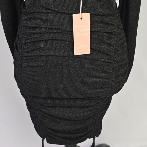 Miss Lola Women's Club Dress Black Long Sleeve Cut Out Dress Medium NWT - Picture 4 of 10